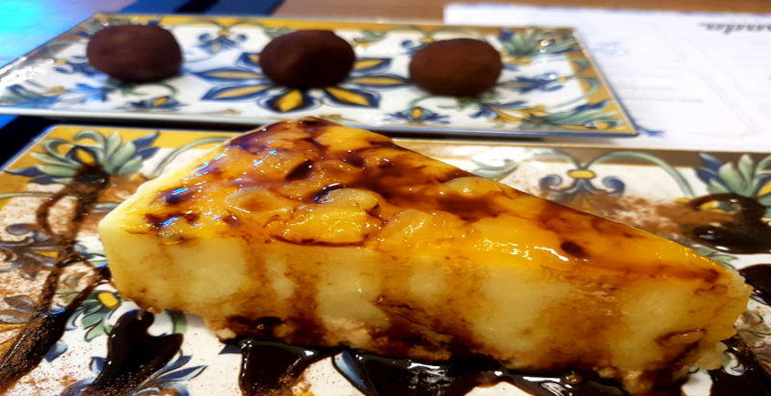 La tarta de piña y mango de Islamorada Tapas Bar