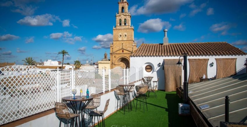 Besana Tapas se hace con la terraza del hotel Palacio San Fernando de Utrera