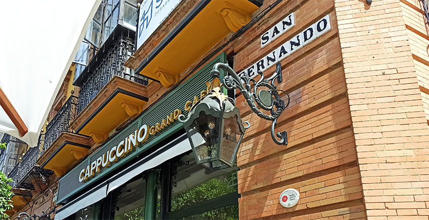 Cappuccino abre en el local del antiguo restaurante Oriza