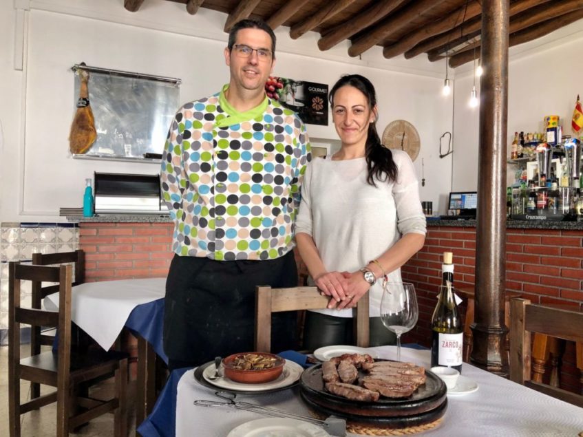 José Montero y Raquel Pina capitanean Los Palacios-El Resbalón desde 2020 aunque respetando su herencia gastronómica. Foto: CosasDeComé