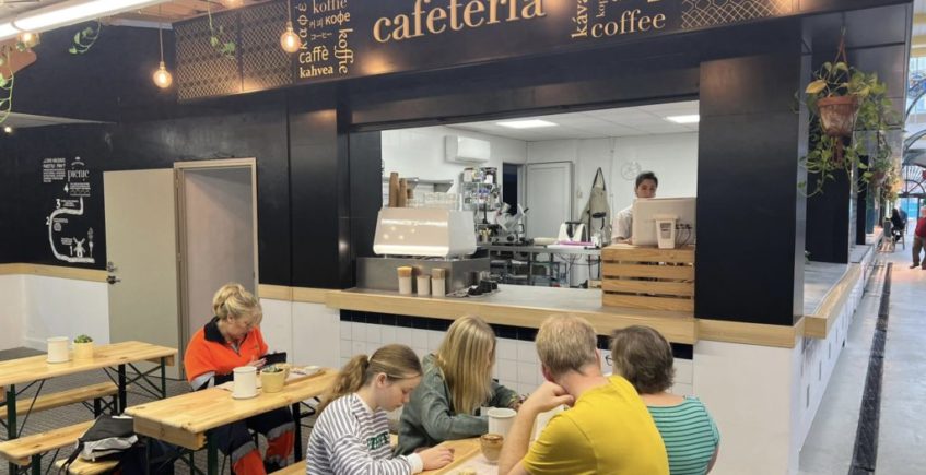 Picnic abre su primera cafetería en el Mercado del Arenal