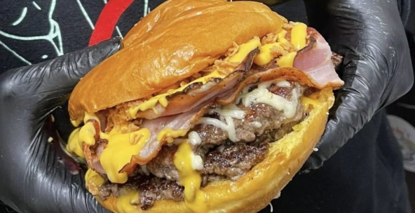 Lucky's Burger, las hamburguesas de vaca rubia gallega que arrasan en La Algaba