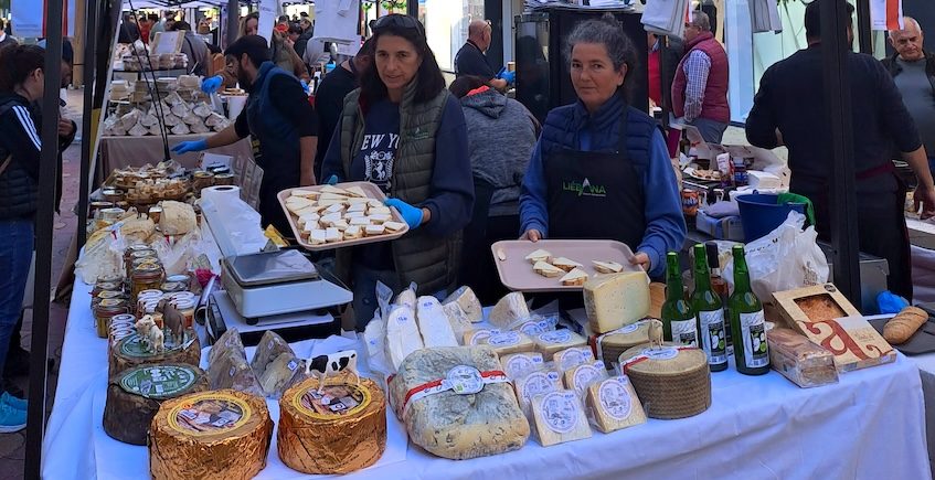 Premios para las queserías sevillanas Quesí, Váleme y Once Grados